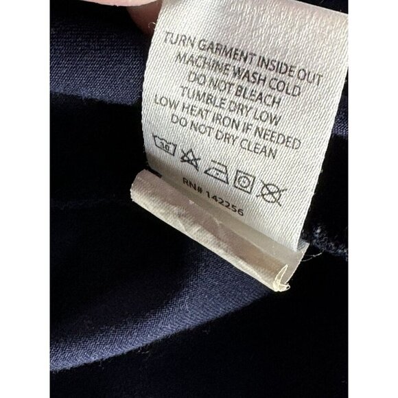 Figs Woman's Sz Large Navy Blue Short Sleeve V Neck Kangaroo Pocket Scrub Top - Picture 7 of 10